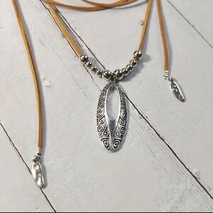 Bohemian Style Oval cutout Vintage pendant necklace